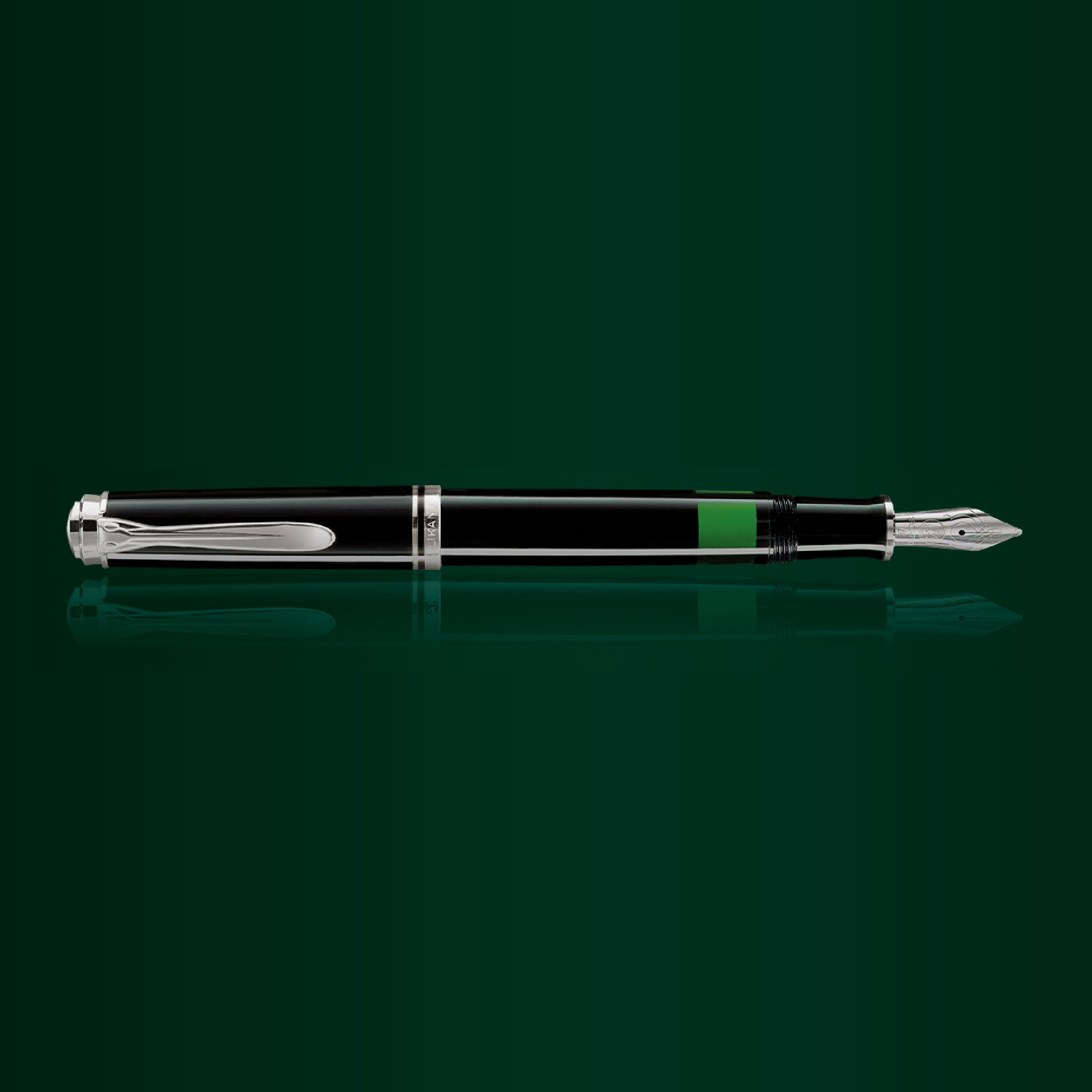 Souverän M805 Black Silver Fountain Pen