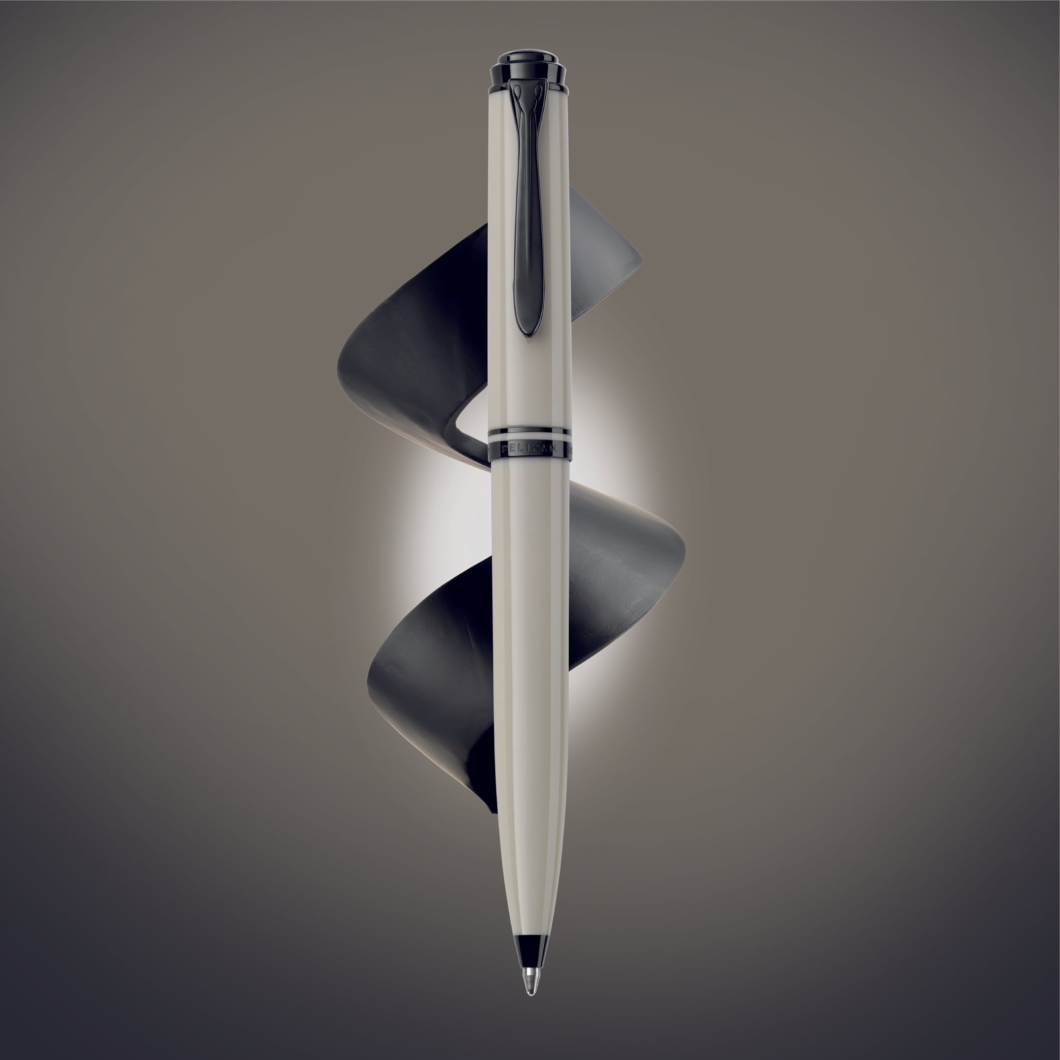 PELIKAN Souverän 670 Warm Grey Special Edition Ballpoint