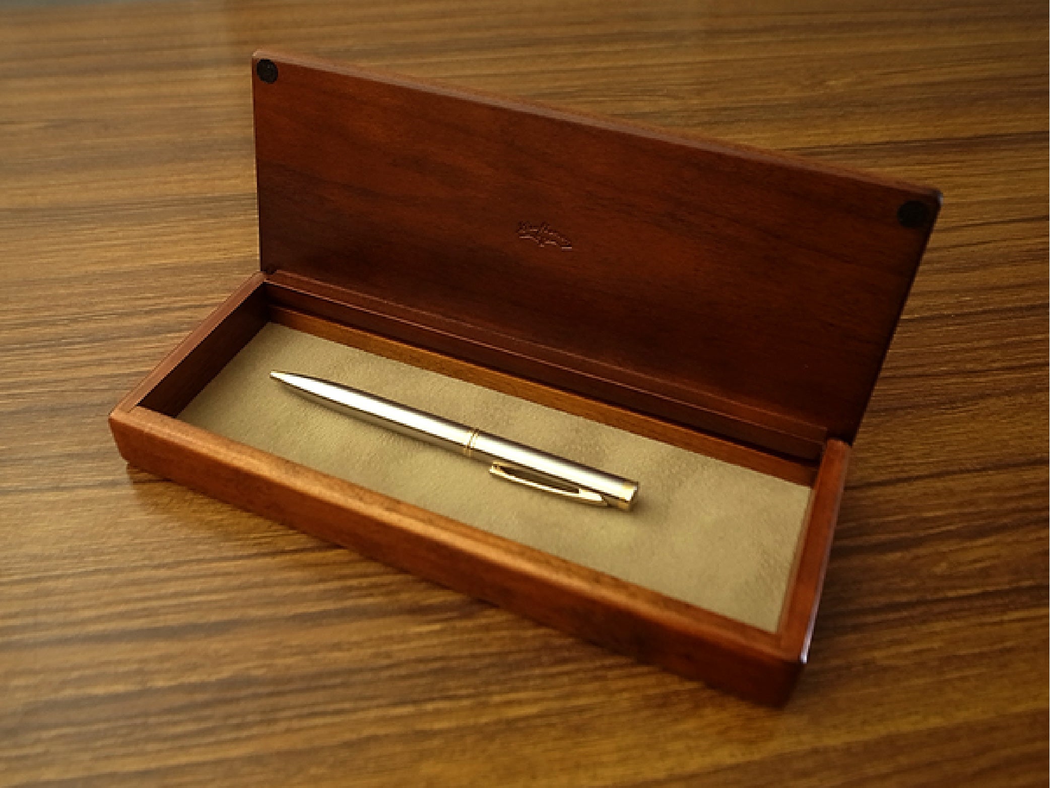 Wooden Pen Case Brown