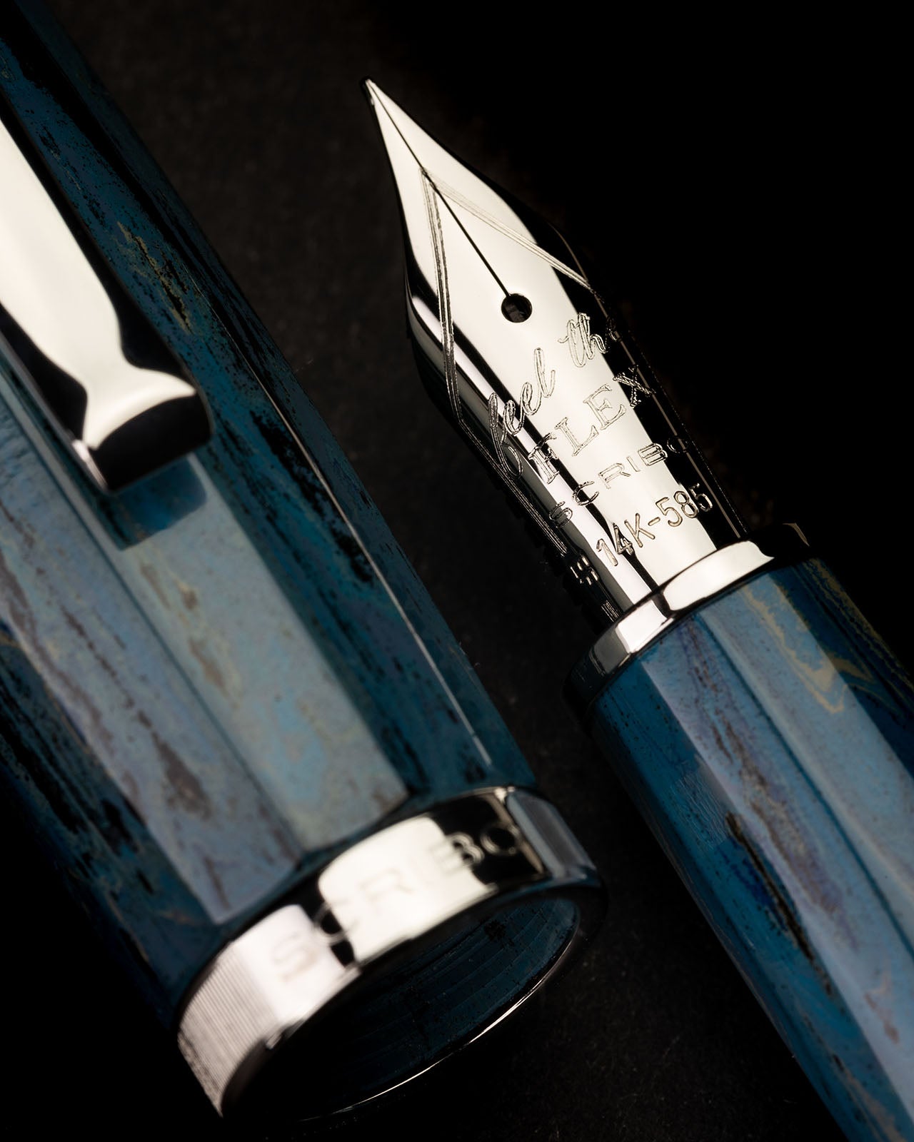 Feel Due Sorelle Limited Edition Fountain Pen