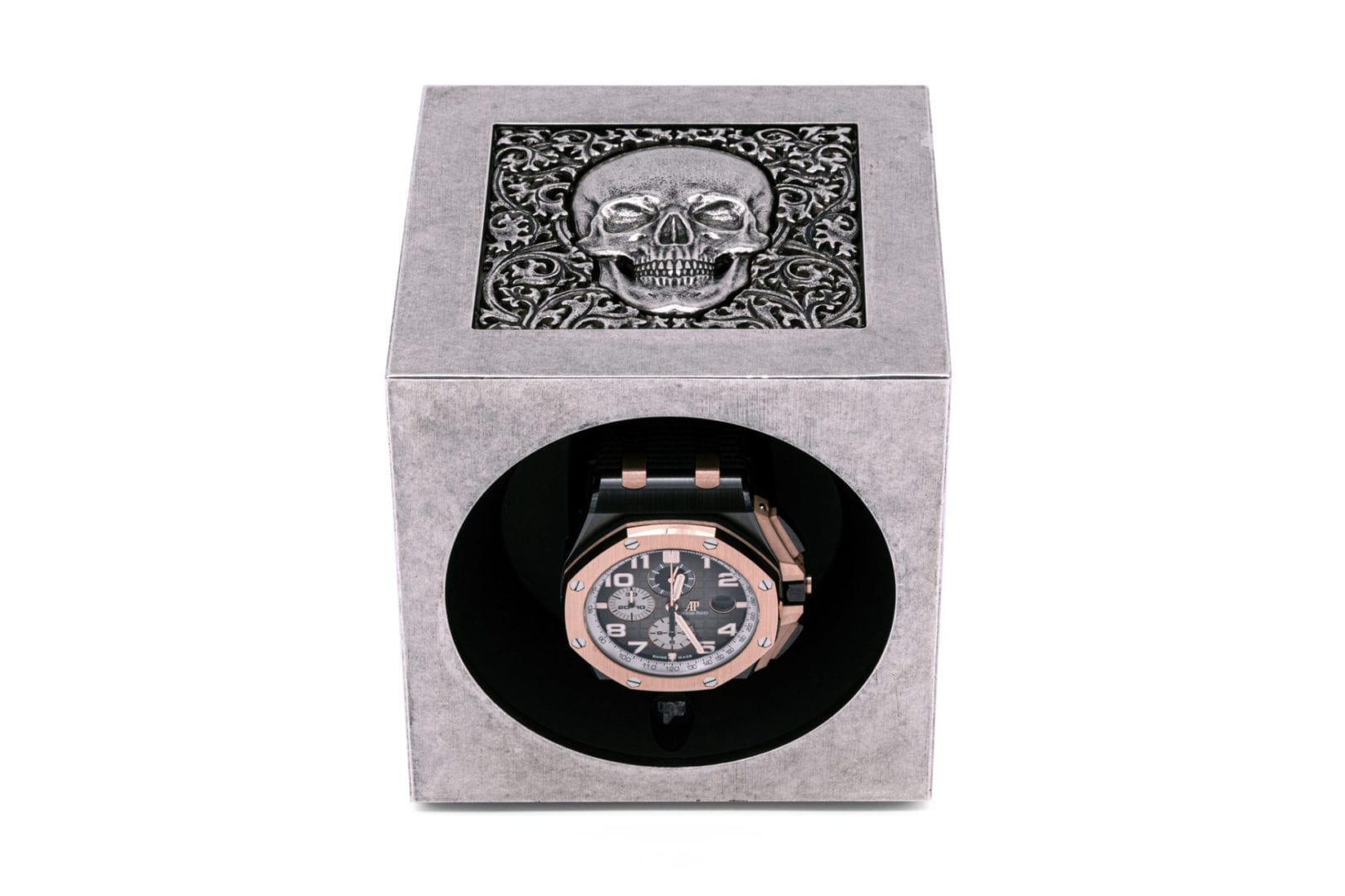 SWISS KUBIK Masterbox Skull Watch Winder