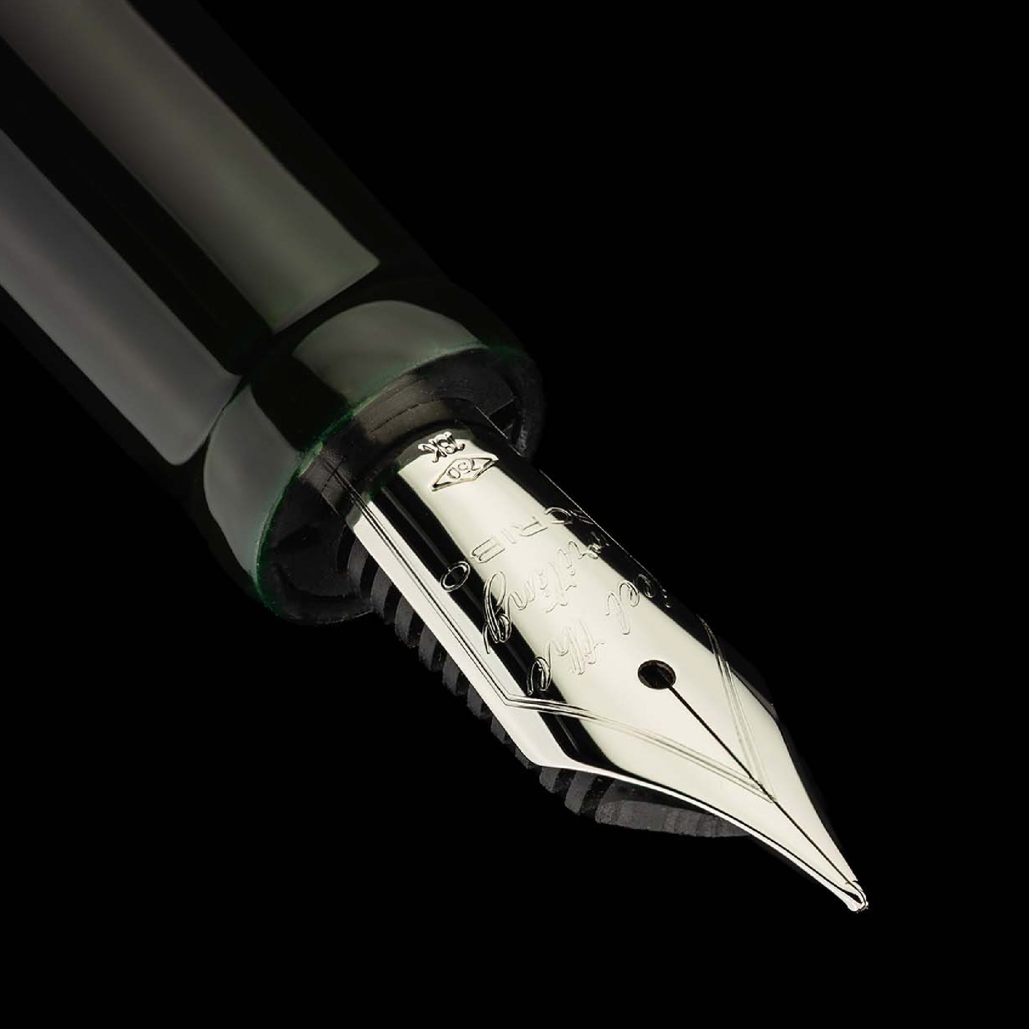 Piuma Hane Kuro Platinum Limited Edition Fountain Pen