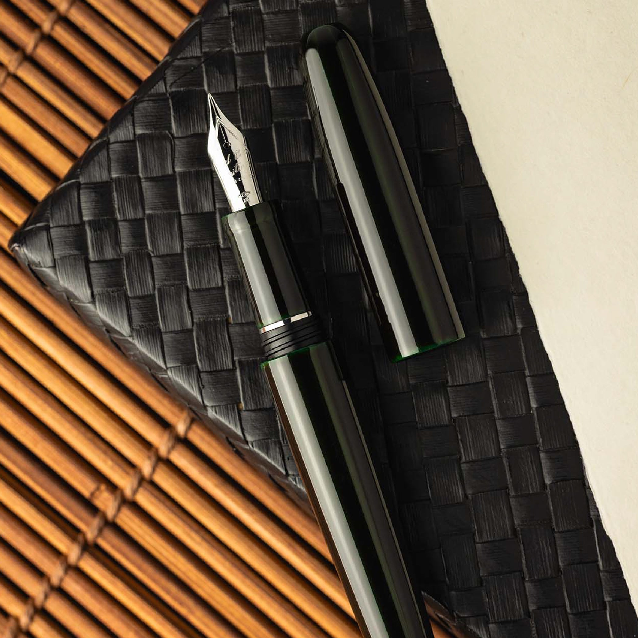 Piuma Hane Kuro Platinum Limited Edition Fountain Pen