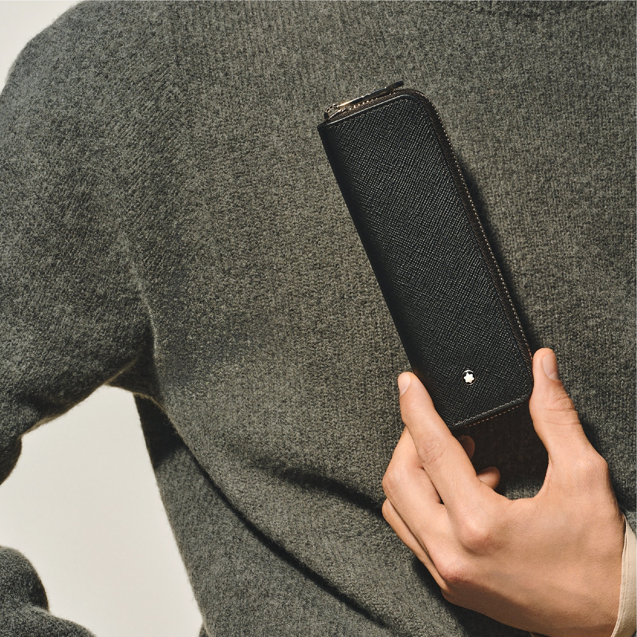 Sartorial 1-Pen Pouch Zip Black