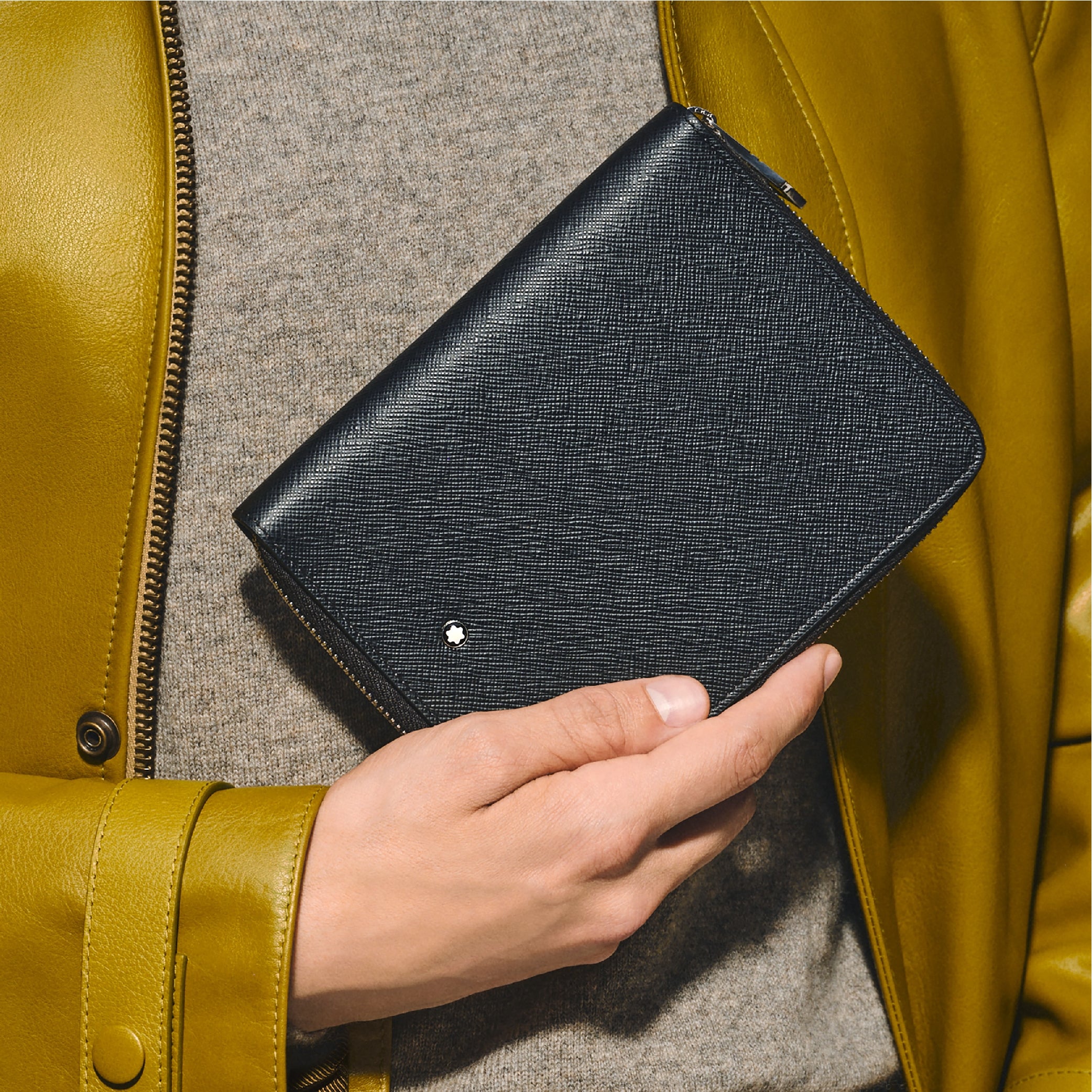 Sartorial 5-Pen Pouch Zip Black