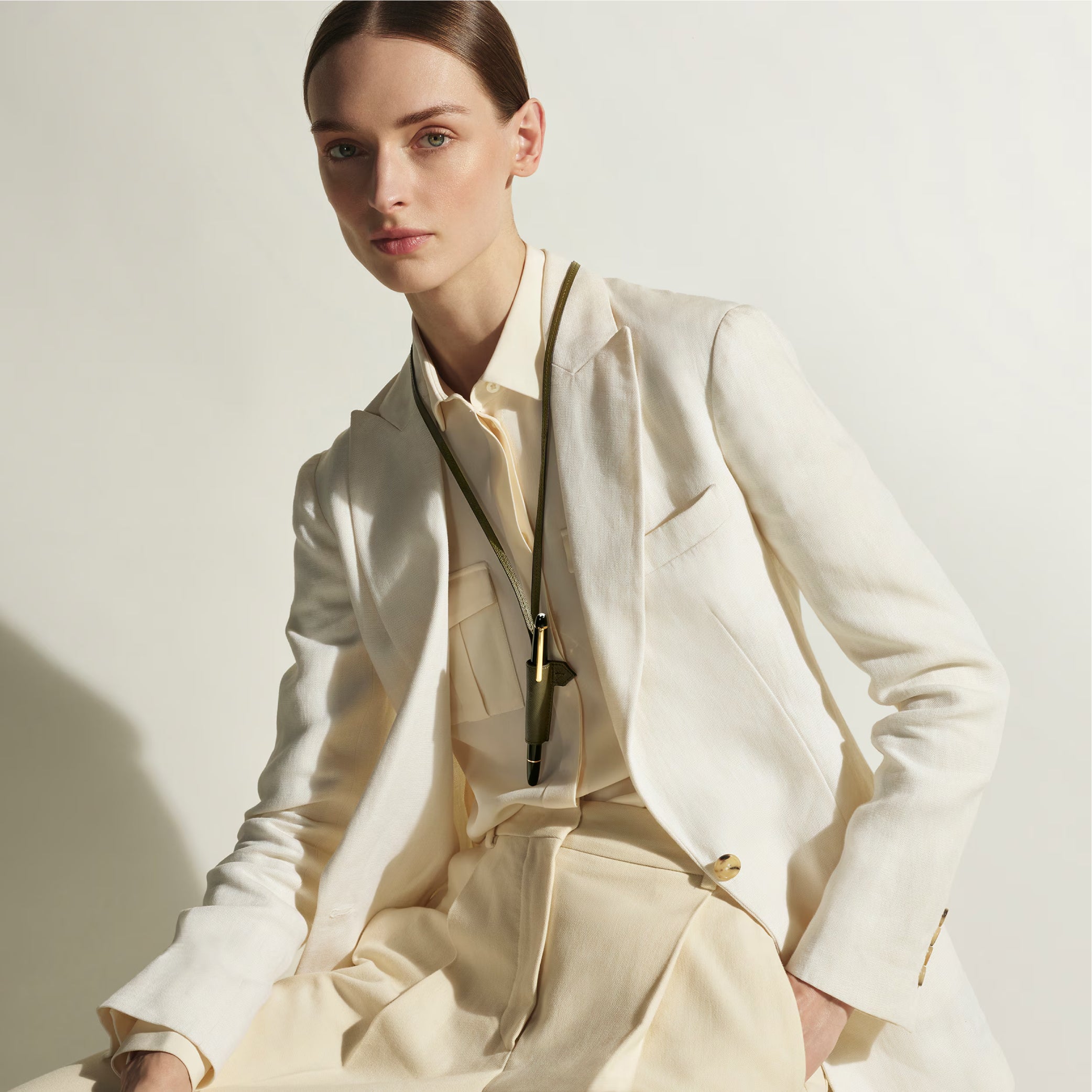 Sartorial 1 Pen Loop Necklace Khaki