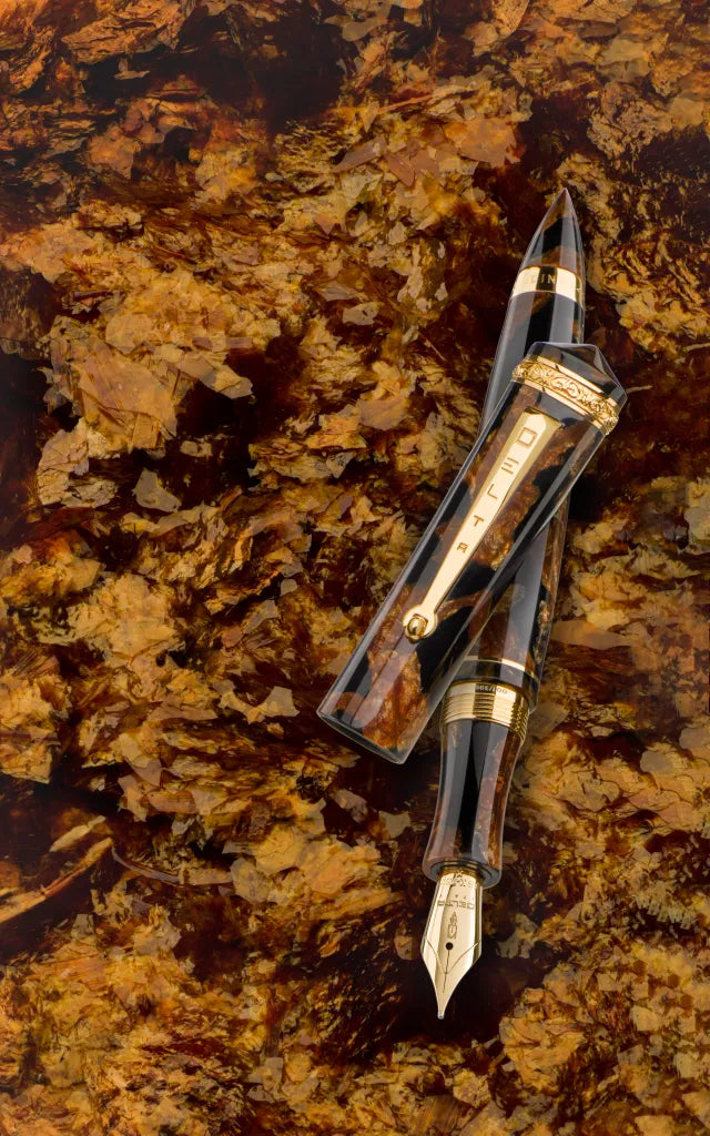 DELTA 39+1 Limited Edition Celluloid Fountain Pen