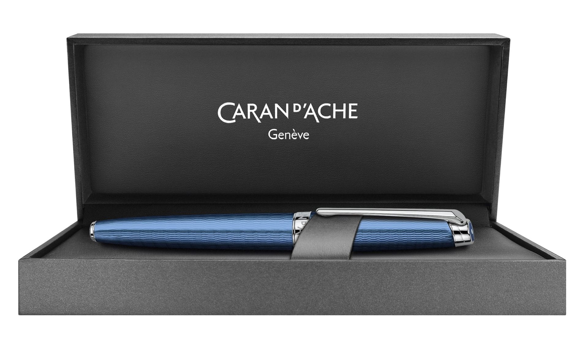 CARAN D'ACHE Leman Grand Bleu Fountain Pen