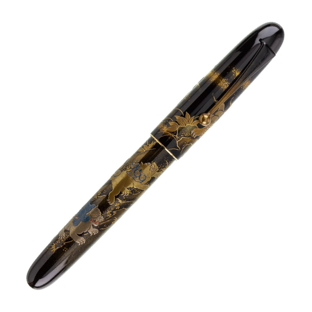 NAMIKI Yukari Royale Lioness and Cubs Fountain Pen