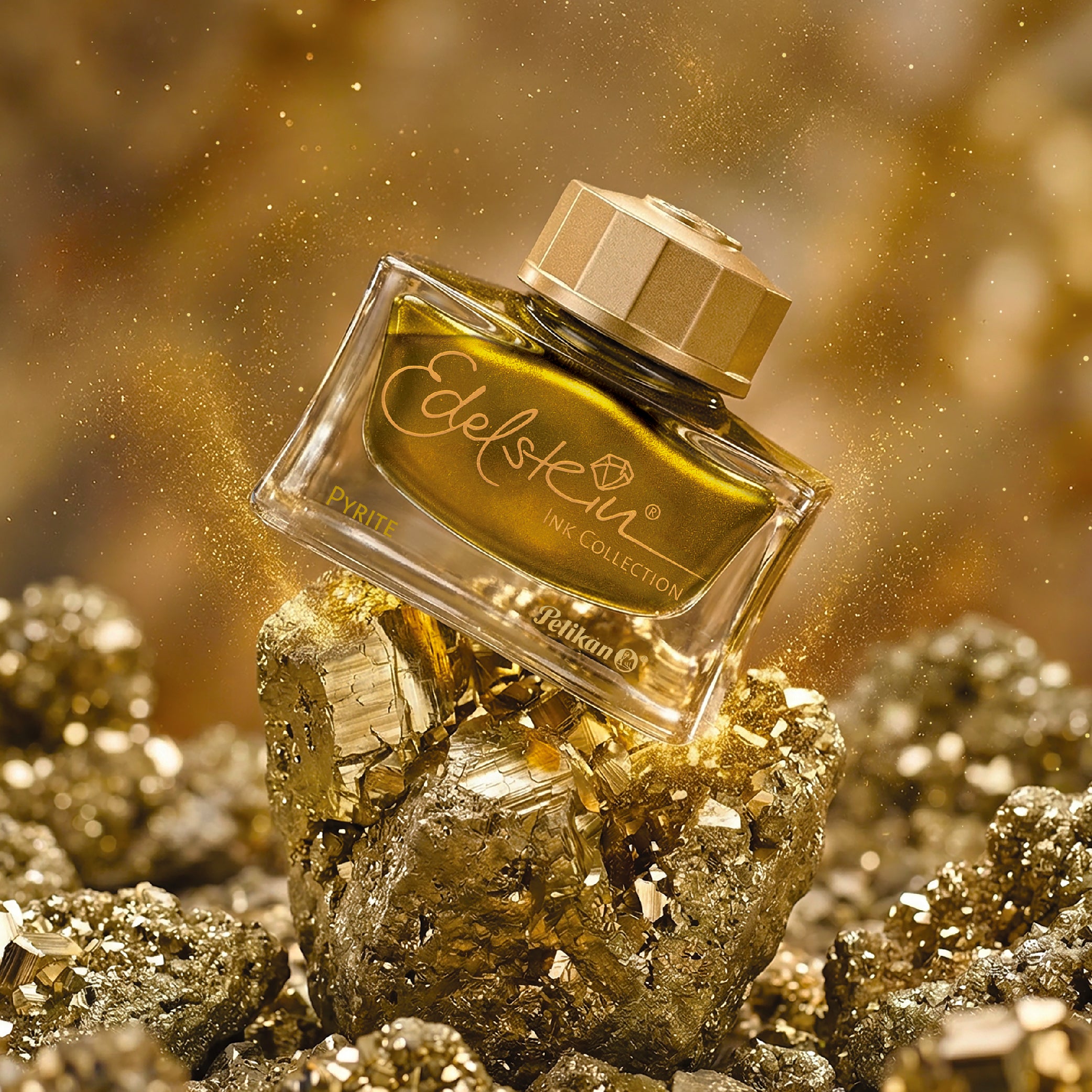 PELIKAN_Edelstein Ink Pyrite Ink of the Year 2026, 50ml_Styled Bottle Shot